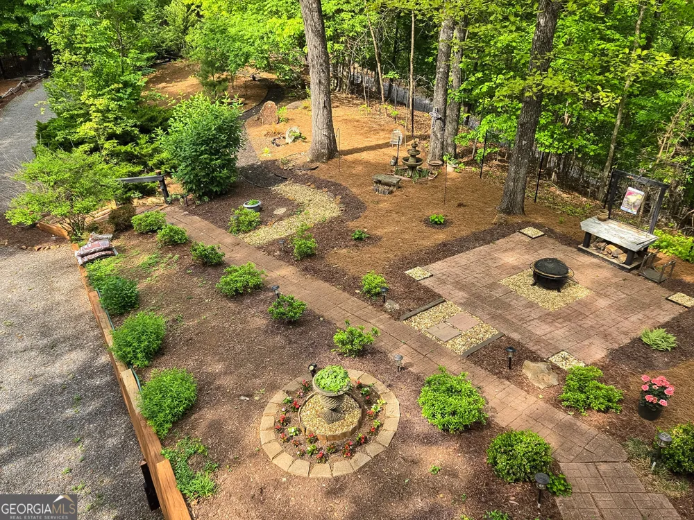 1900 Long Ridge RD Hiawassee, GA 30546