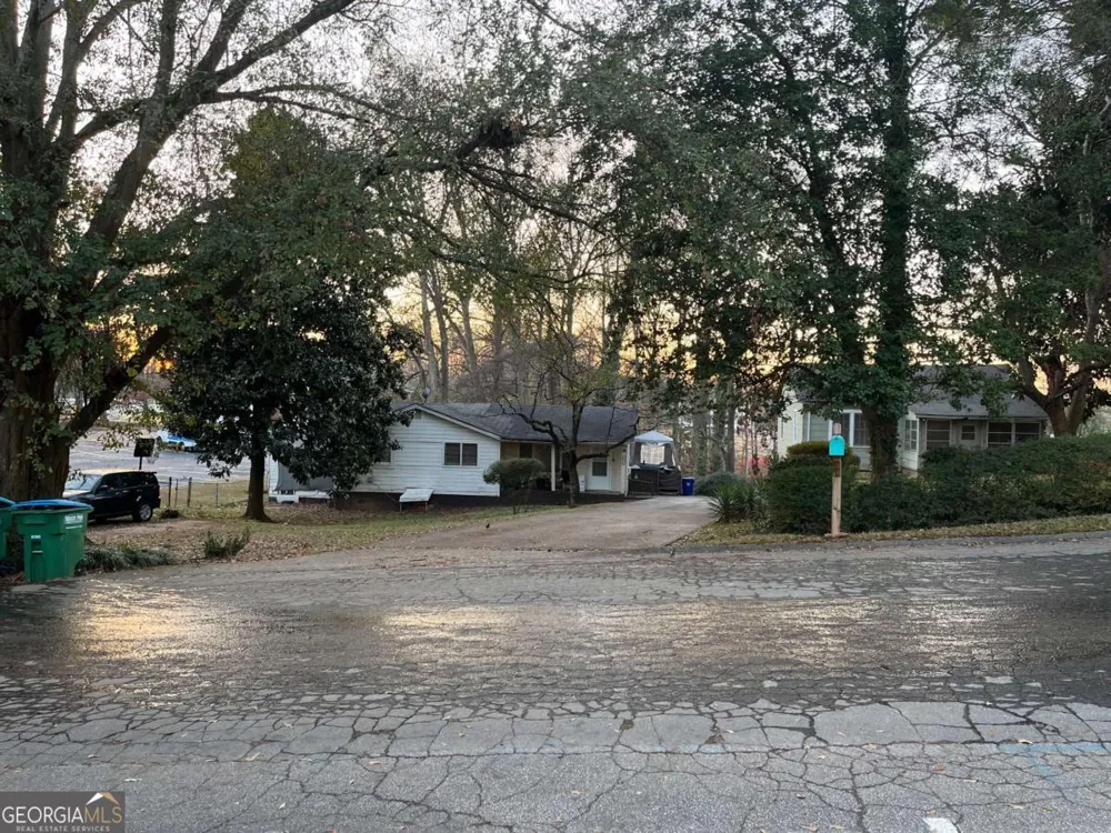 4088 Carver DR Doraville, GA 30360