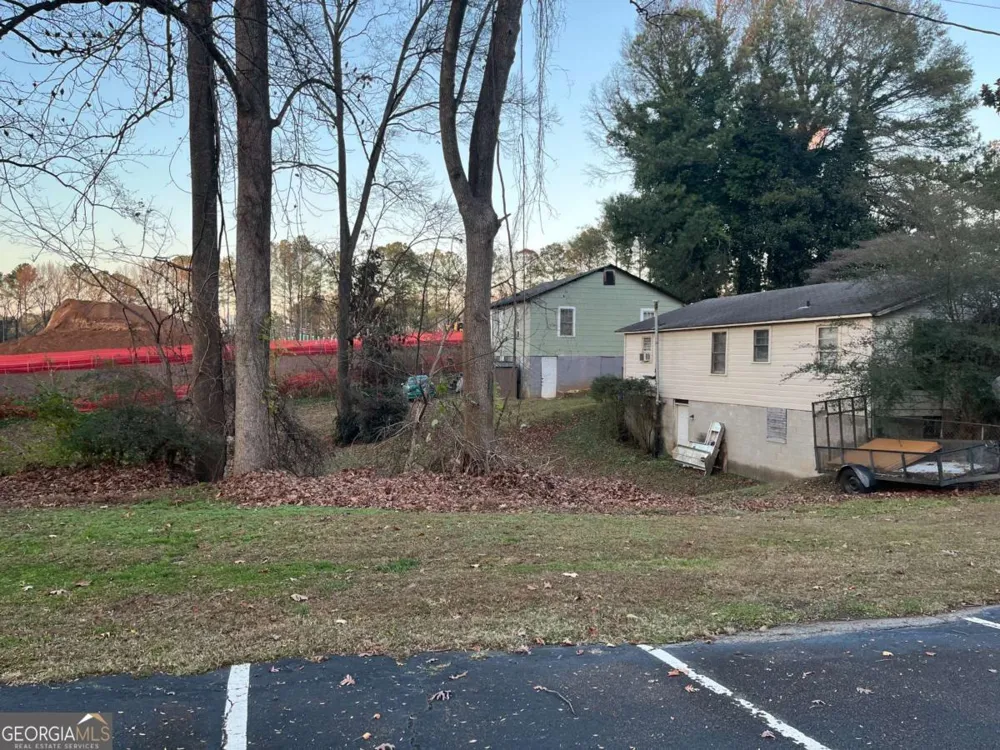 4088 Carver DR Doraville, GA 30360