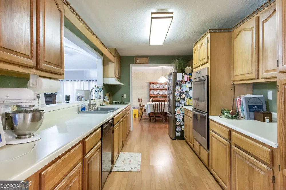 1705 Smith RD Waycross, GA 31503