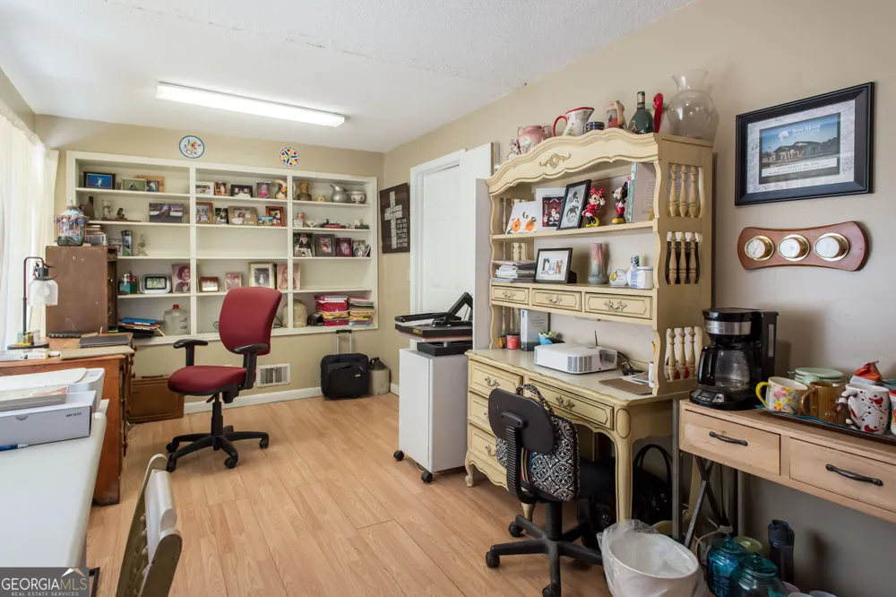 1705 Smith RD Waycross, GA 31503
