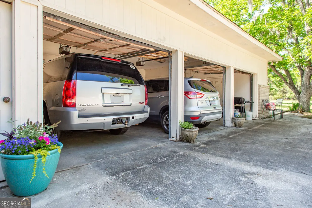 1705 Smith RD Waycross, GA 31503