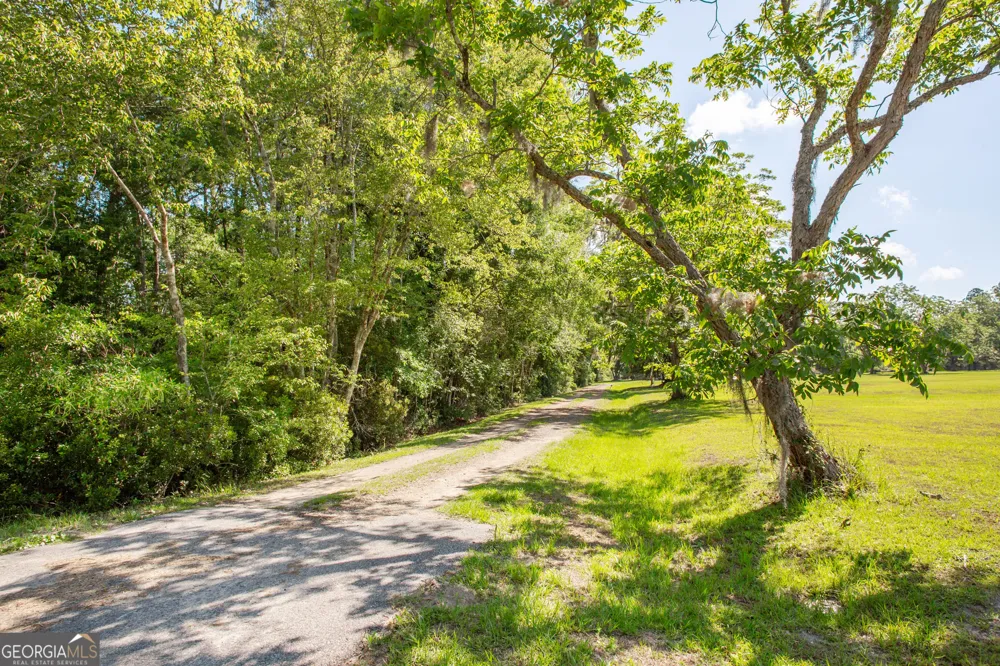 1705 Smith RD Waycross, GA 31503