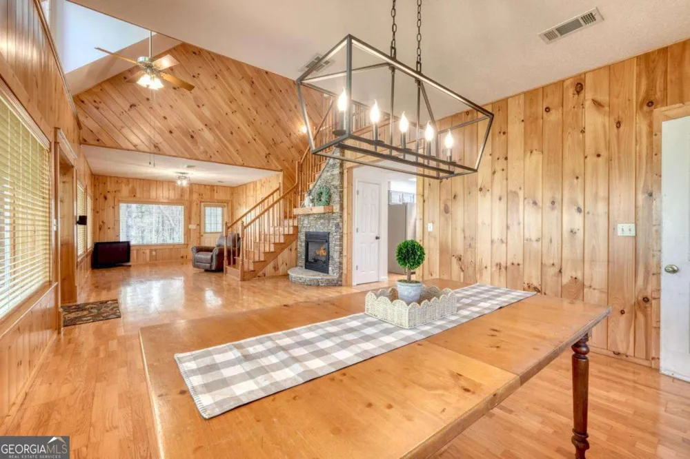 74 Timber LN Blairsville, GA 30512