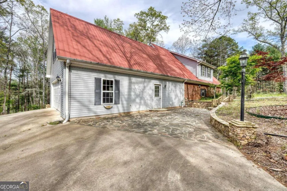 74 Timber LN Blairsville, GA 30512