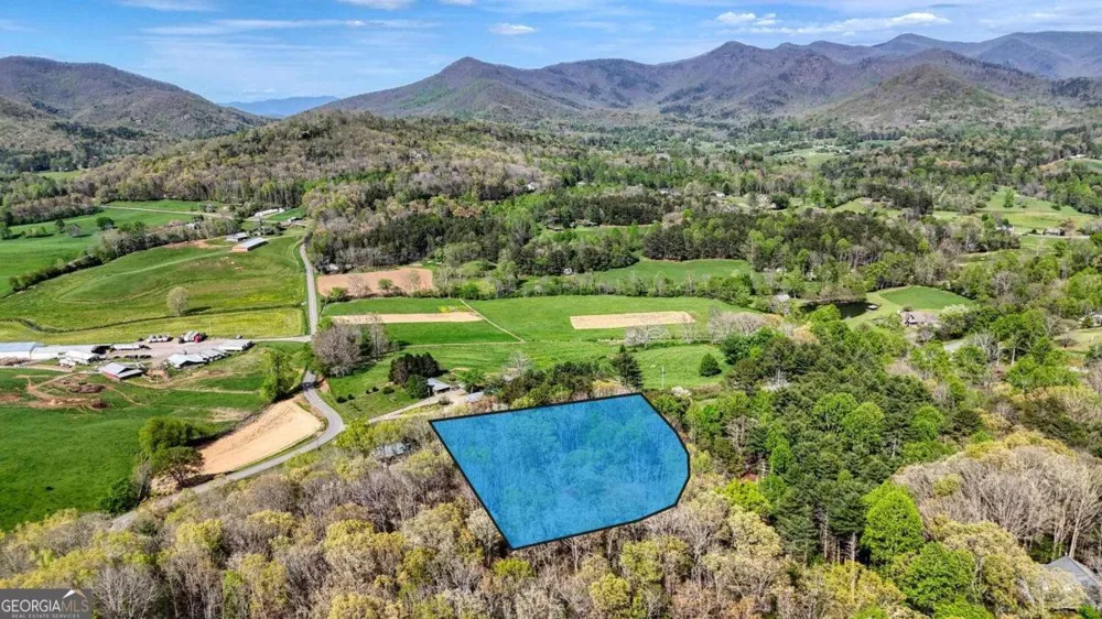 74 Timber LN Blairsville, GA 30512