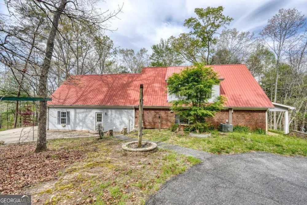 74 Timber LN Blairsville, GA 30512