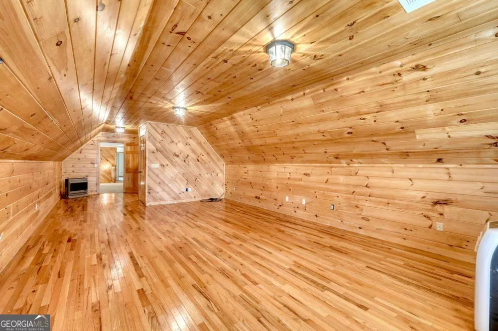 74 Timber LN Blairsville, GA 30512