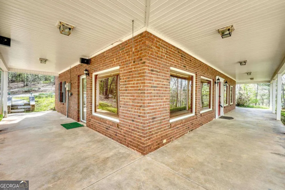 74 Timber LN Blairsville, GA 30512