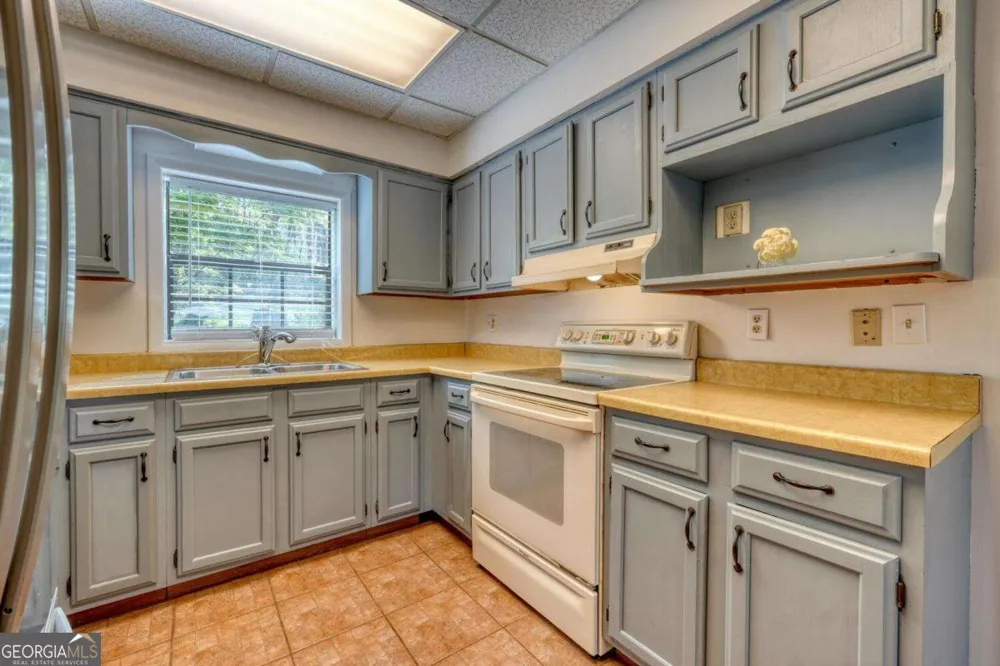 74 Timber LN Blairsville, GA 30512