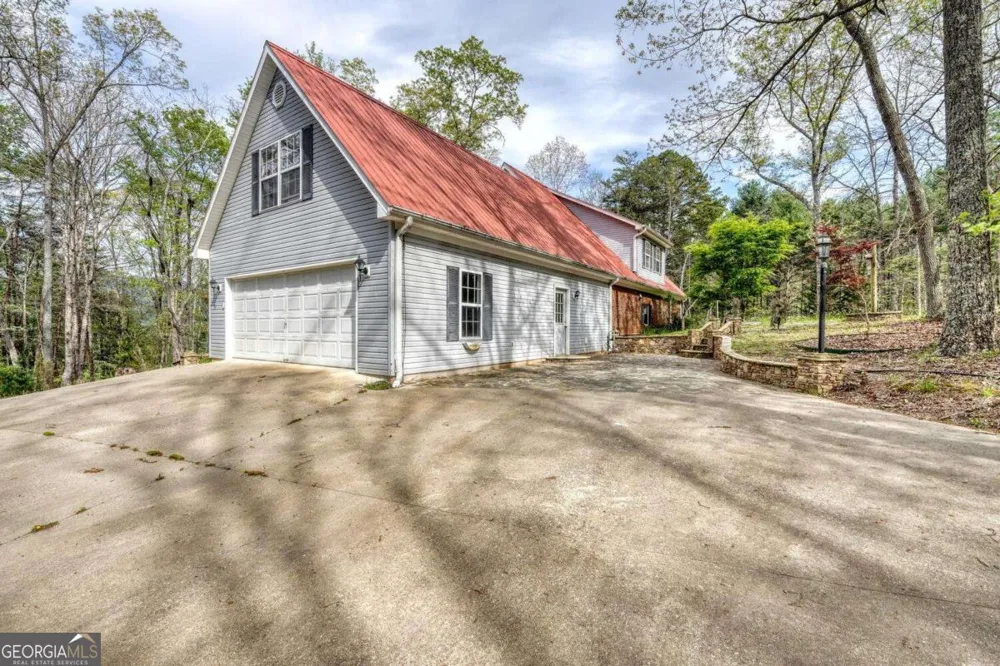 74 Timber LN Blairsville, GA 30512