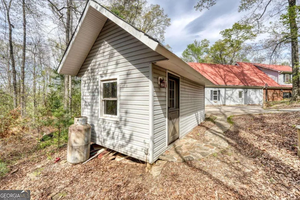 74 Timber LN Blairsville, GA 30512