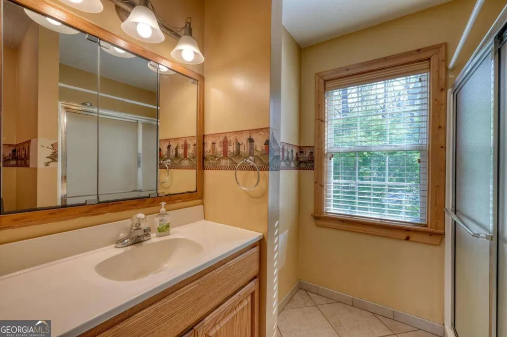 74 Timber LN Blairsville, GA 30512