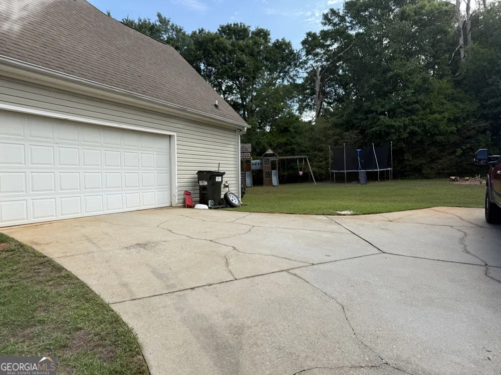 71 Williamson TRCE Williamson, GA 30292