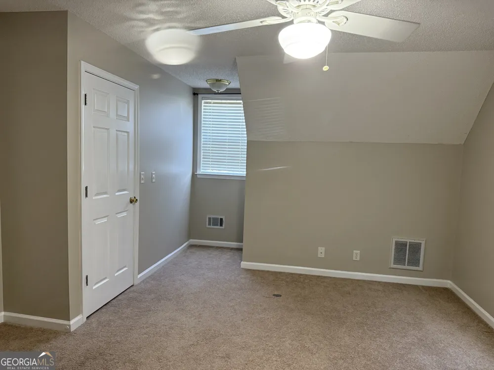 71 Williamson TRCE Williamson, GA 30292