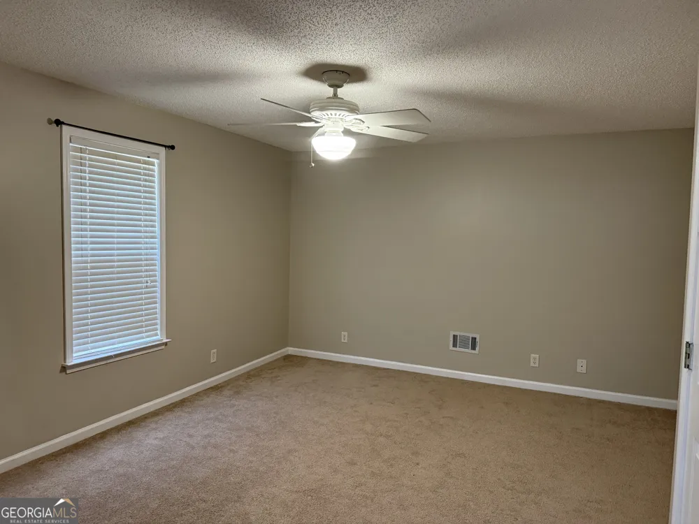 71 Williamson TRCE Williamson, GA 30292