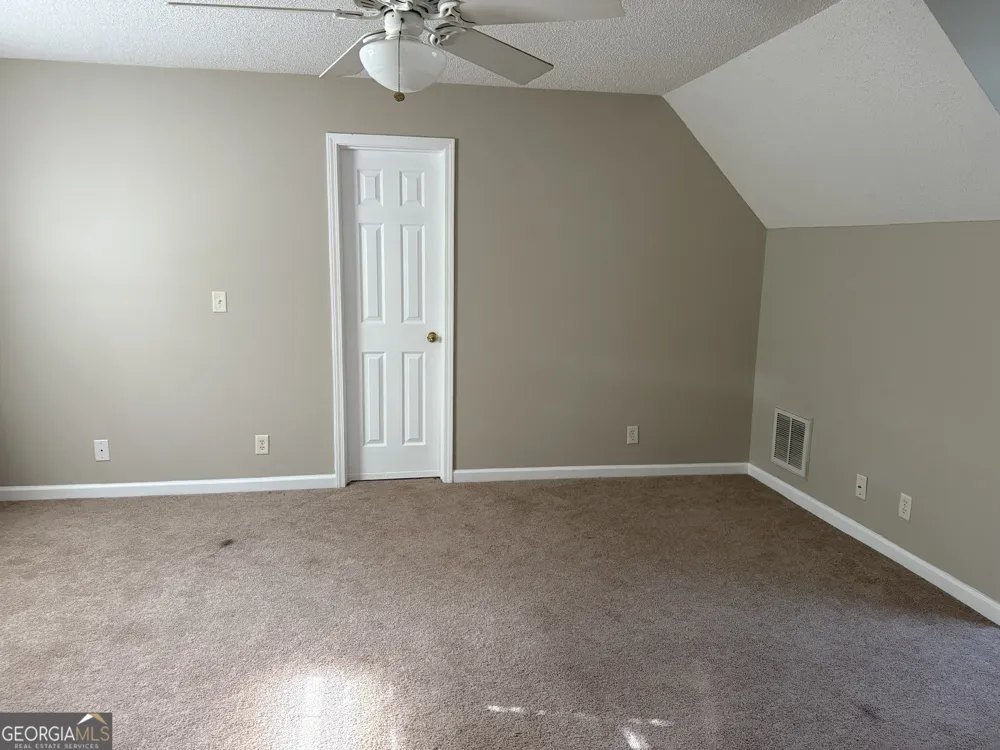 71 Williamson TRCE Williamson, GA 30292