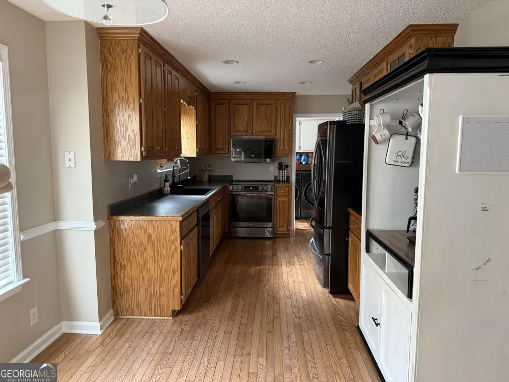 71 Williamson TRCE Williamson, GA 30292
