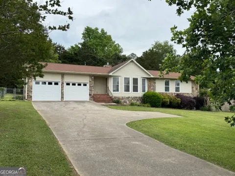 462 Oakwood DR