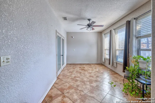 3 BRIAR COURT Uvalde, TX 78801