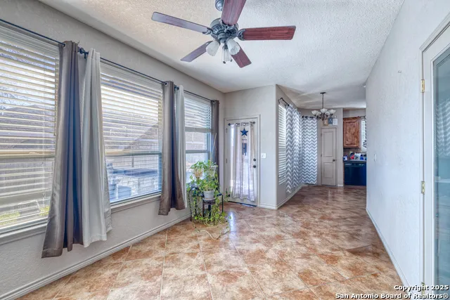 3 BRIAR COURT Uvalde, TX 78801
