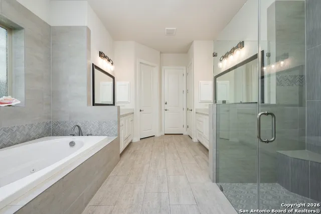 7106 Bluff Run San Antonio, TX 78257