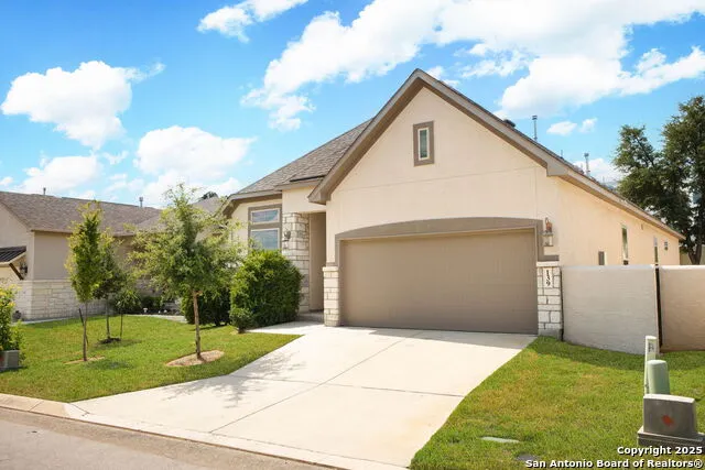 139 Bedingfeld Shavano Park, TX 78231