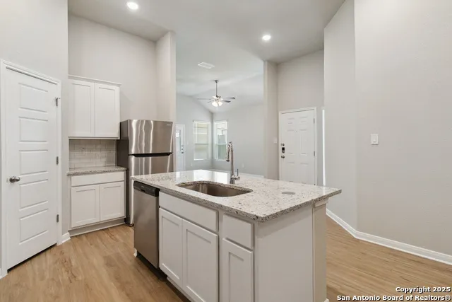 492 Caymus Dr Buda, TX 78610