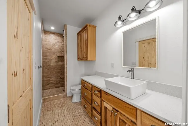 300 Peterson Farm Rd Kerrville, TX 78028