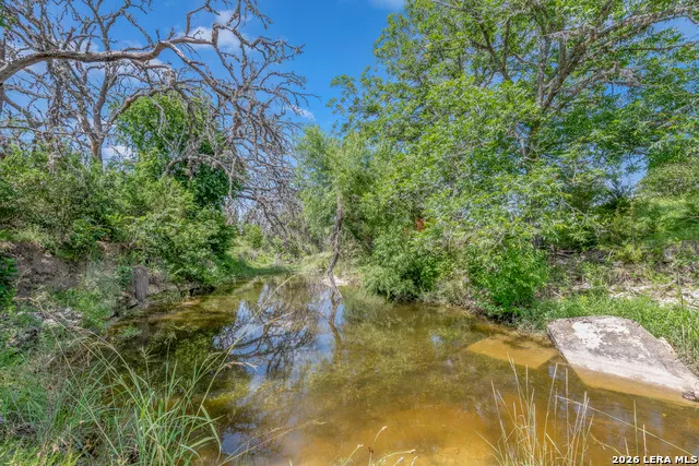 300 Peterson Farm Rd Kerrville, TX 78028