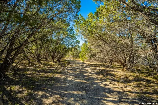 300 Peterson Farm Rd Kerrville, TX 78028