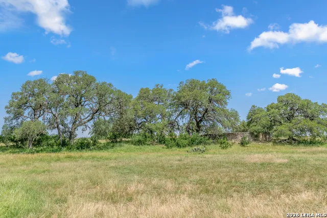 300 Peterson Farm Rd Kerrville, TX 78028