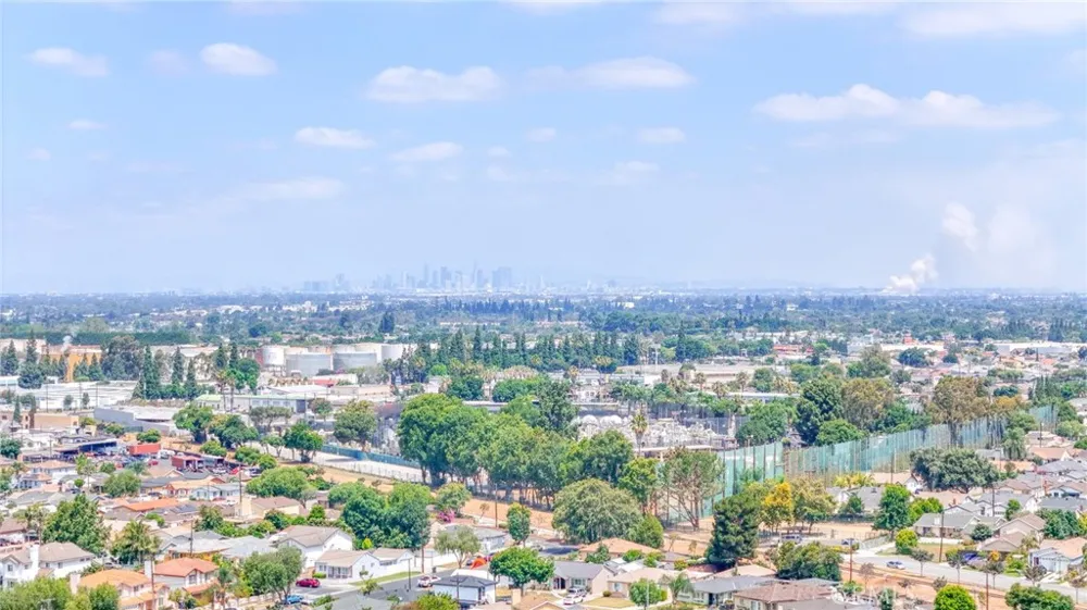 15927 Santa Ana Avenue #3 Bellflower, CA 90706