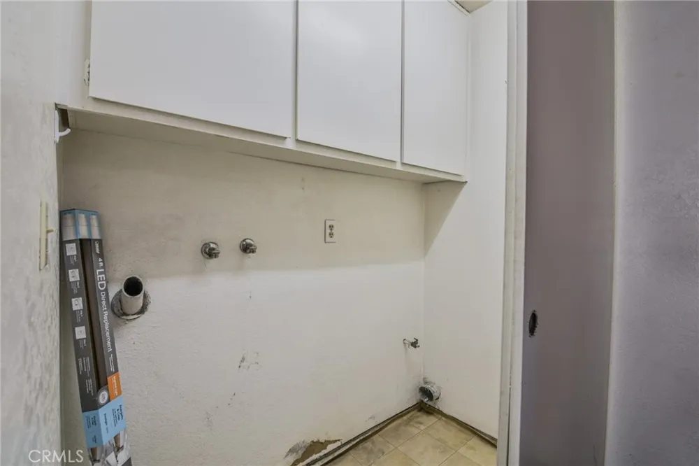 15927 Santa Ana Avenue #3 Bellflower, CA 90706