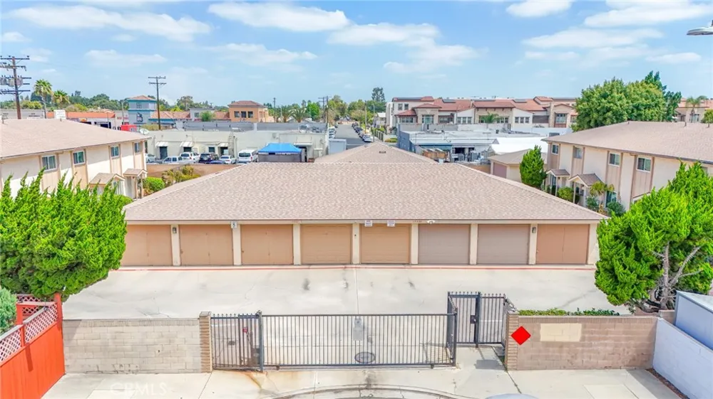 15927 Santa Ana Avenue #3 Bellflower, CA 90706