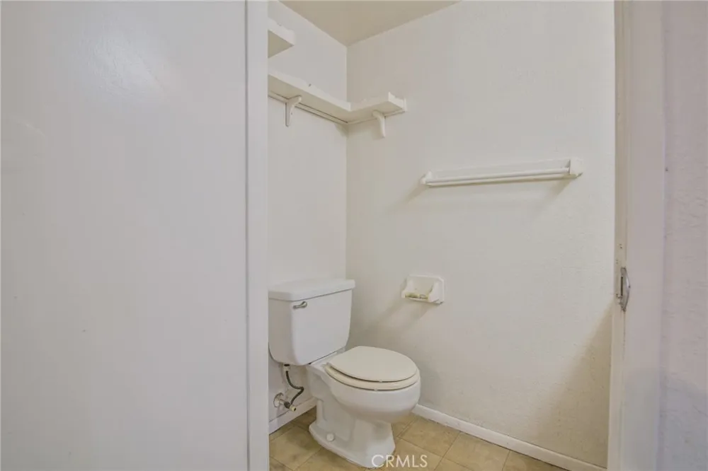 15927 Santa Ana Avenue #3 Bellflower, CA 90706