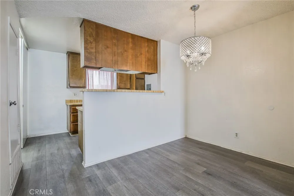 15927 Santa Ana Avenue #3 Bellflower, CA 90706
