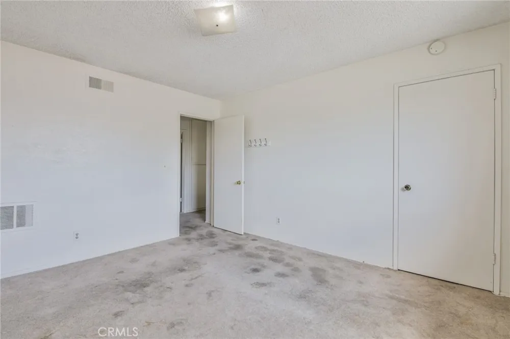 15927 Santa Ana Avenue #3 Bellflower, CA 90706