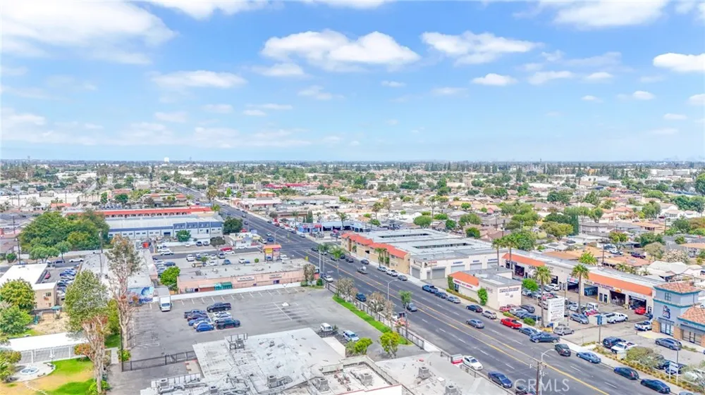 15927 Santa Ana Avenue #3 Bellflower, CA 90706