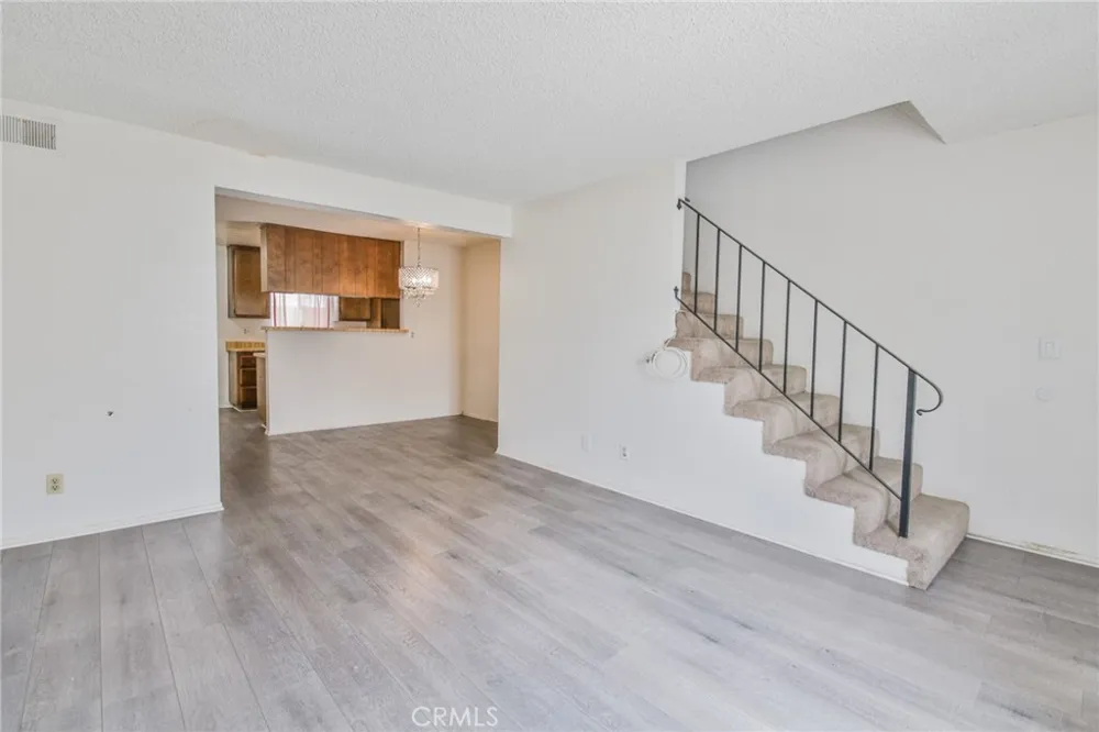 15927 Santa Ana Avenue #3 Bellflower, CA 90706