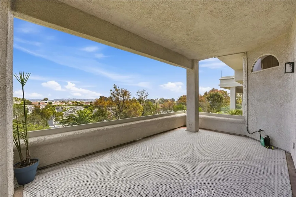 58 Marseille Laguna Niguel, CA 92677