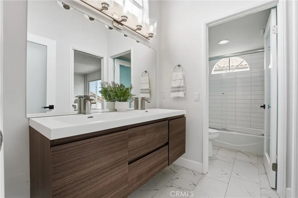 58 Marseille Laguna Niguel, CA 92677