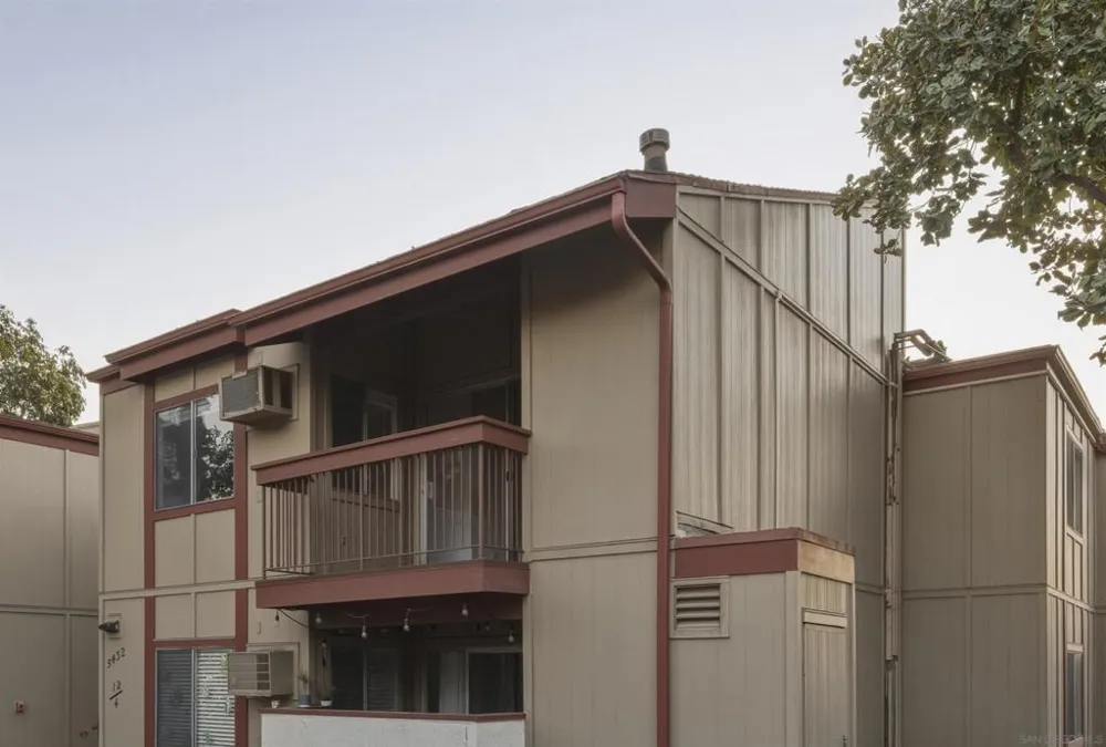 5432 Adobe Falls Rd. #12 San Diego, CA 92120