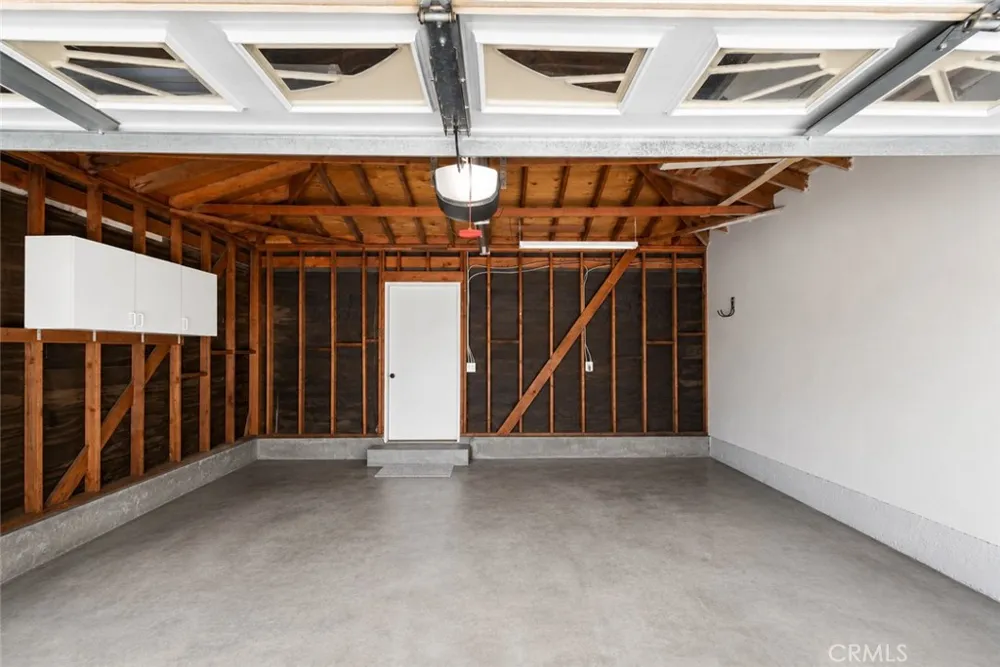 6823 Danvers Garden Grove, CA 92845