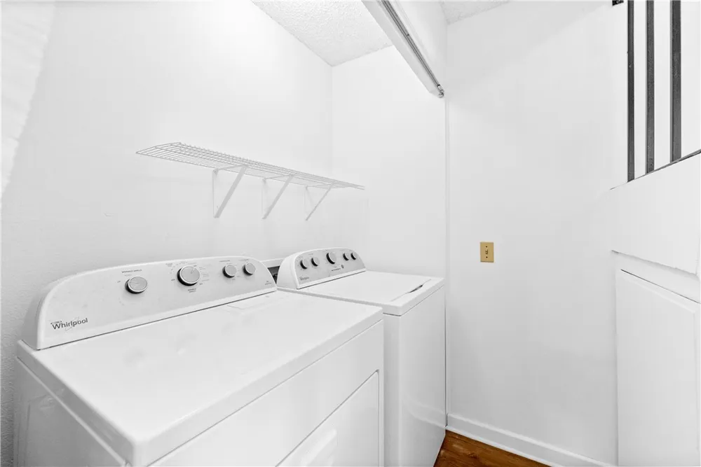 6823 Danvers Garden Grove, CA 92845
