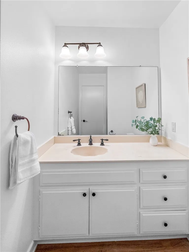 6823 Danvers Garden Grove, CA 92845