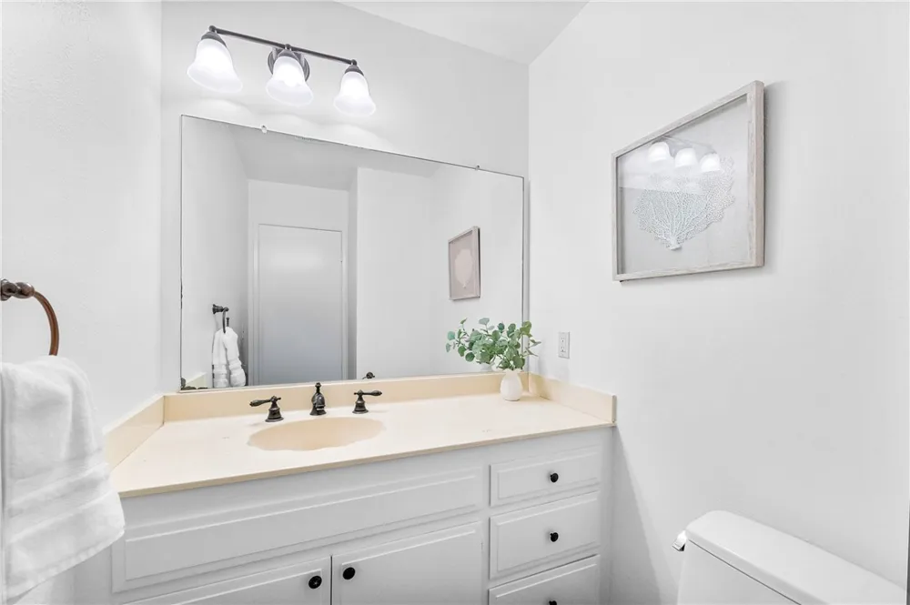 6823 Danvers Garden Grove, CA 92845