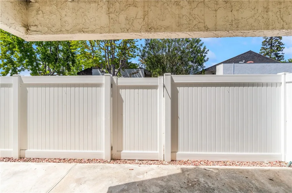 6823 Danvers Garden Grove, CA 92845