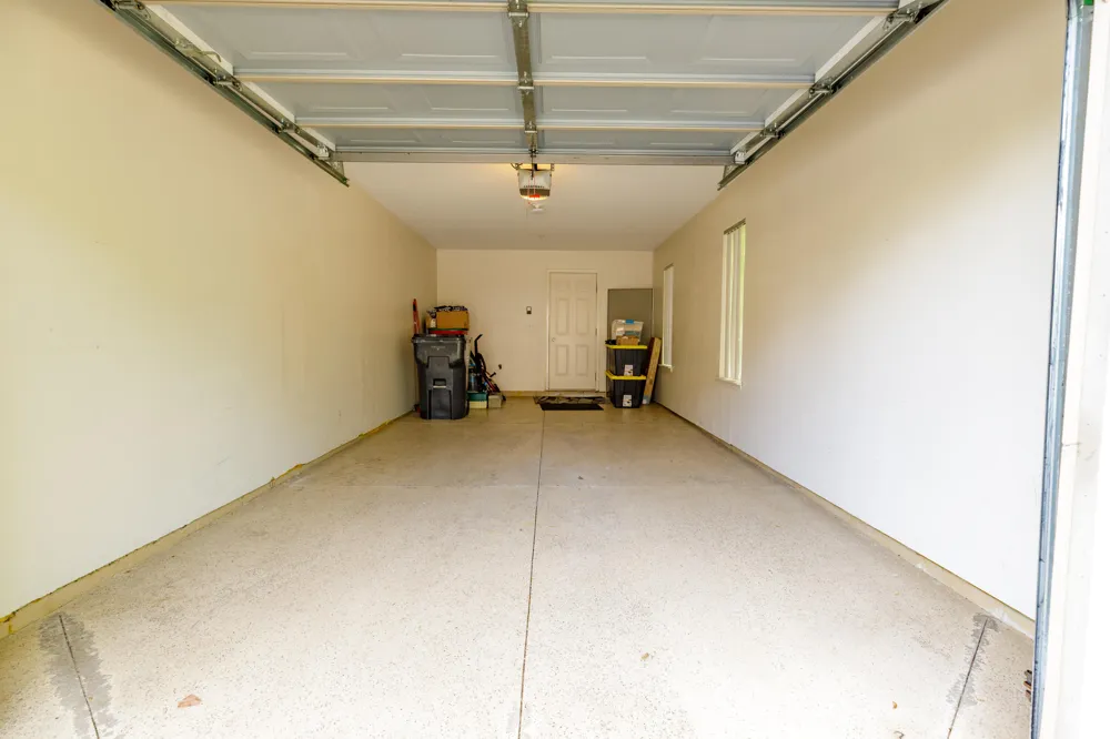 11355 Woods Drive Utica, MI 48317