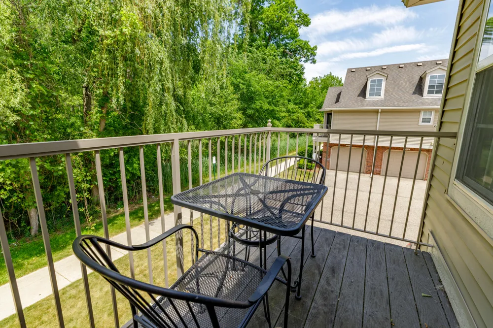 11355 Woods Drive Utica, MI 48317